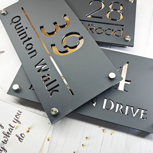 Personalised house number sign - house,